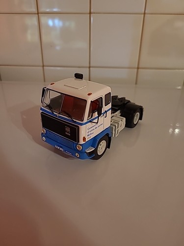 Miniature ixo tracteur - ixo,